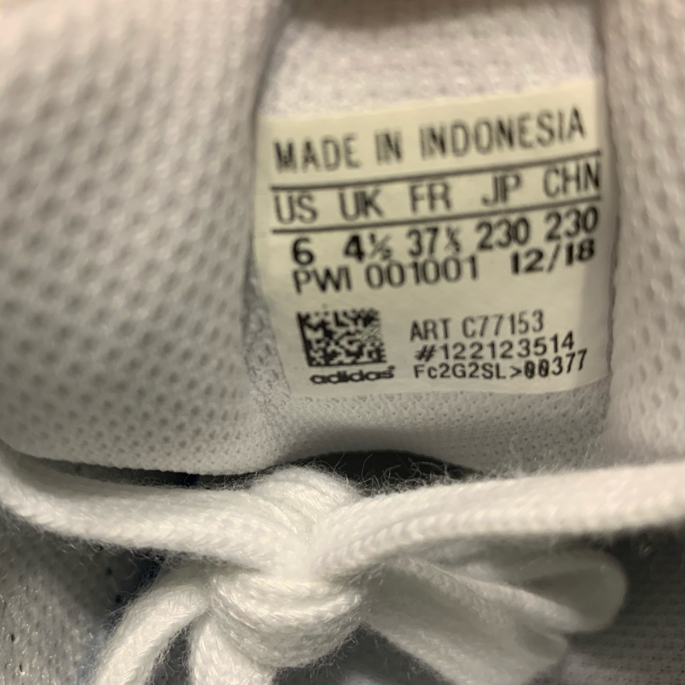 Adidas Superstar Sneakers - Picture 7 of 7